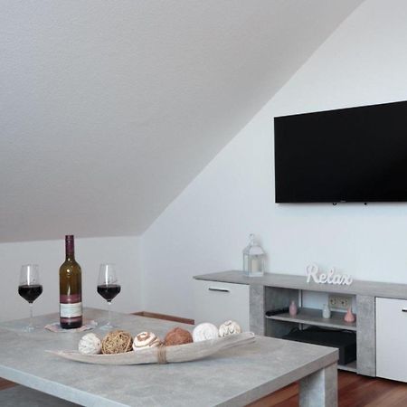 Ferienwohnung Grauschiefer Irsch المظهر الخارجي الصورة